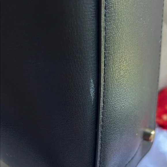 Coach Black Leather Tote with Gold Logo Plaque F48733 Avenue - Picture 4 of 12